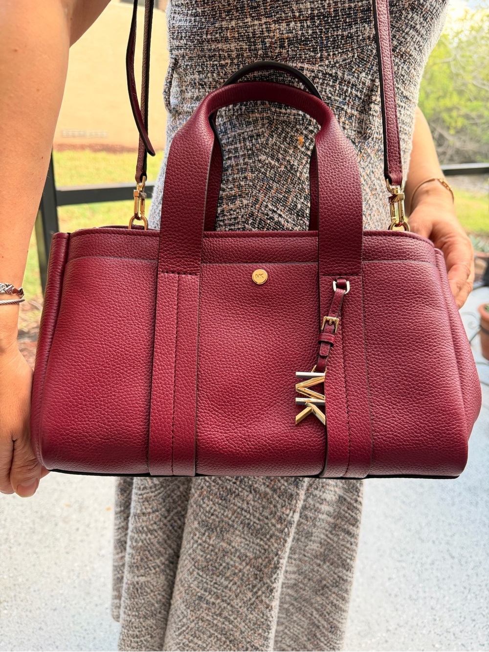 MICHAEL KORS Romee Pebble Leather Satchel Color: Mulberry Original $340 - Picture 8 of 17